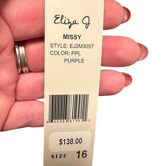 Eliza J Drop Waist Dress - Purple - Size 16
NWT - Picture 7 of 11